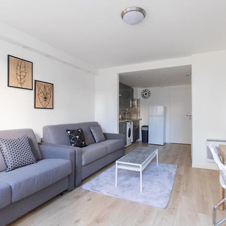 باريس Home Suite Home Orfila Saint Fargeau المظهر الخارجي الصورة